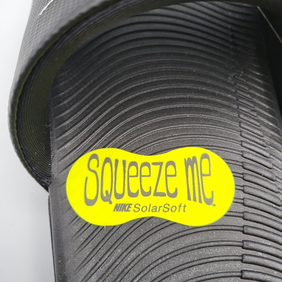 NEW Nike Kawa Slides in Black/White - Picture 4 of 10